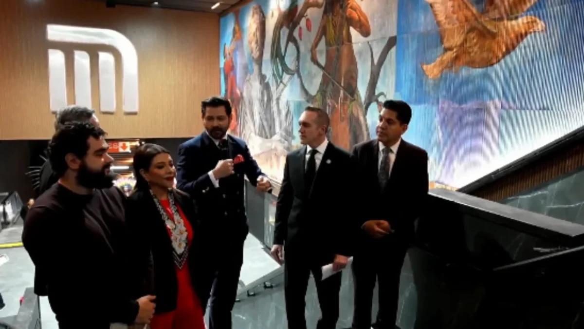 Metro Auditorio busca Récord Guinness con mural holográfico