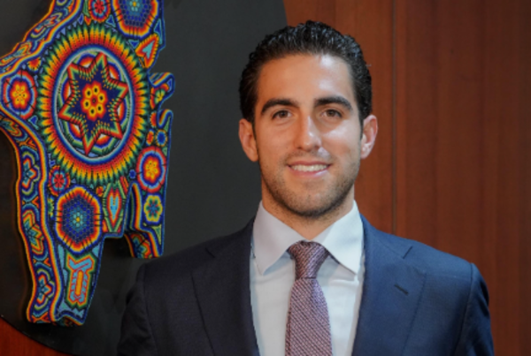 Gino Segura gana coordinación de Morena en Quintana Roo