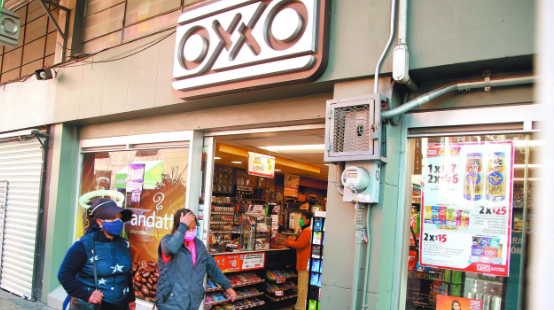OXXO cierra 272 tiendas en México